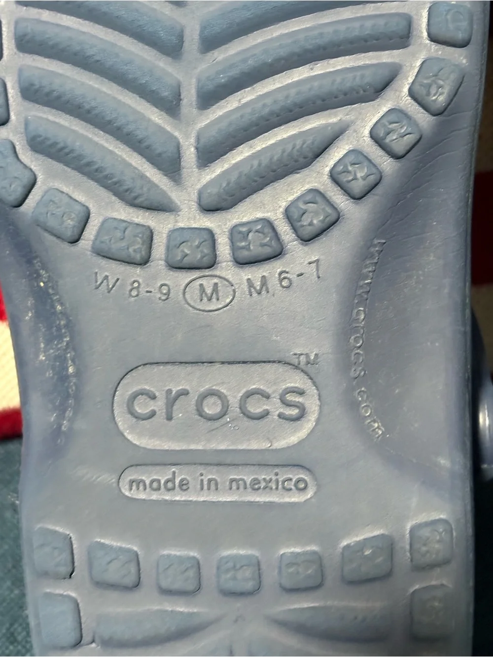 CROCS Classic Unisex Slip-On Clog in Navy